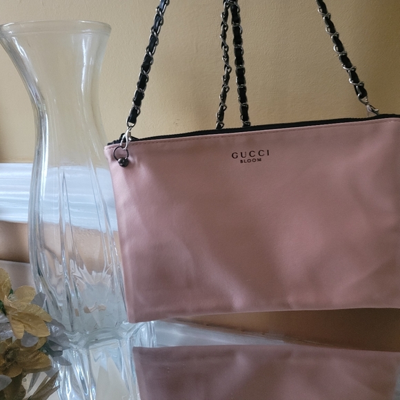 Gucci - Picture 12 of 17